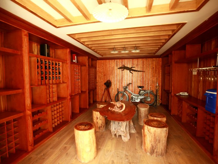 hầm rượu vang - ở Villa Cao Gia Chi Bảo